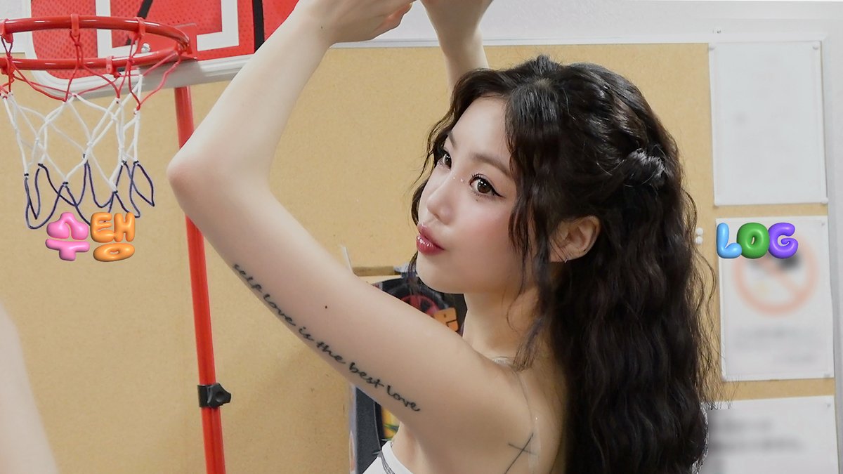 [#수탱로그🎞]
SOOJIN in Tokyo🗼 | 오늘은 내가 미용사💇‍♀
🔗 youtu.be/yjDtkPsrLMY

#수진 #SOOJIN #SummerDaze