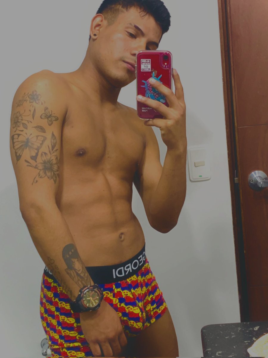 Hola Twitteros😈🍆💦