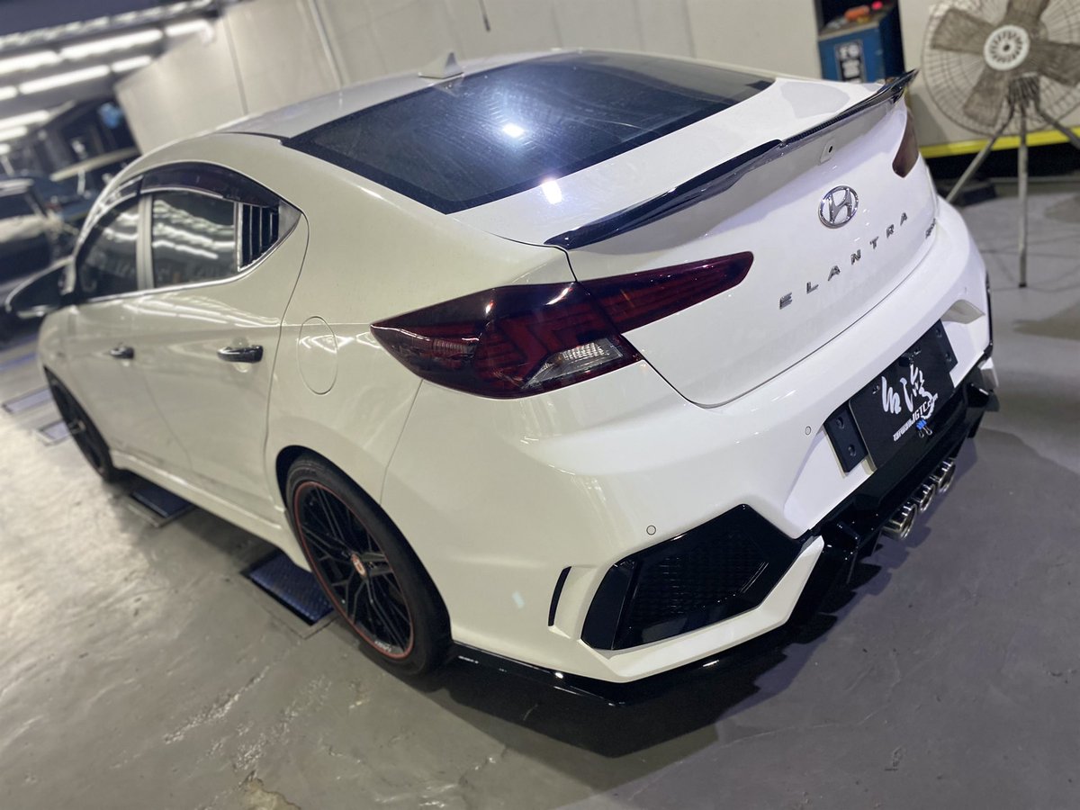 shaochen927's tweet photo. HYUNDAI ELANTRA 6.5代 手工改TR樣式後保
#HYUNDAI #ELANTRA #六點五代 

#TAIWAN 
#JGTC 
#台灣JGTC 
#CAR 
#專用空力套件 
#手工改空力套件 
#客製化空力套件 
#碳纖維空力套件 
#鍛造碳纖維空力套件 
#手工寬體爆龜工程 
#UR拉桿 
#改裝避震 
#氣壓避震 
#改裝卡鉗 
#輪圈 
#鍛造鋁圈 
#排氣管 https://t.co/V6UO0REbOY