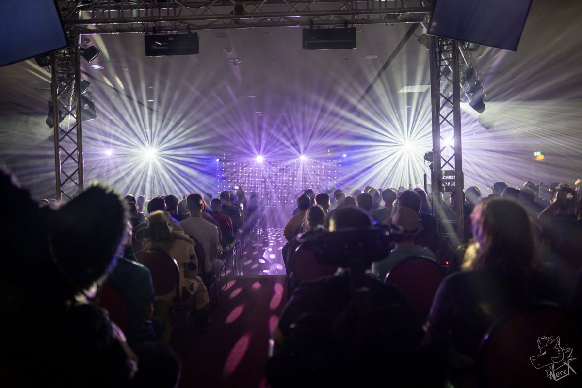 🎉Der #Countdown läuft! 🎉

Nur noch 7 Tage bis zur #EAST12! 🗓️ Wir können es kaum erwarten, euch alle wieder bei uns zu begrüßen und gemeinsam unvergessliche Momente zu erleben zu dürfen. 🥳

Macht euch bereit für eine Woche voller Spannung, Spaß und Überraschungen. 🎊
#EAST2024