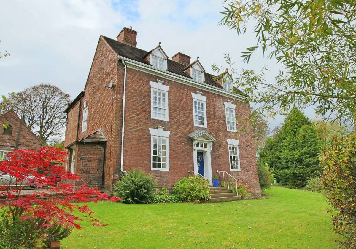 TheBBDirectory's tweet photo. 🌟 Discover Calcutts House in Jackfield, Near Telford! 🌟
Calcutts House offers the perfect blend of history, comfort, and beauty. Book a stay today and immerse in the charm of Shropshire!
https://t.co/X0Bd9l8oS9
#Jackfield #Telford #Shropshire #HistoricAccommodation #WarmWelcome https://t.co/1UxR0AtCZY