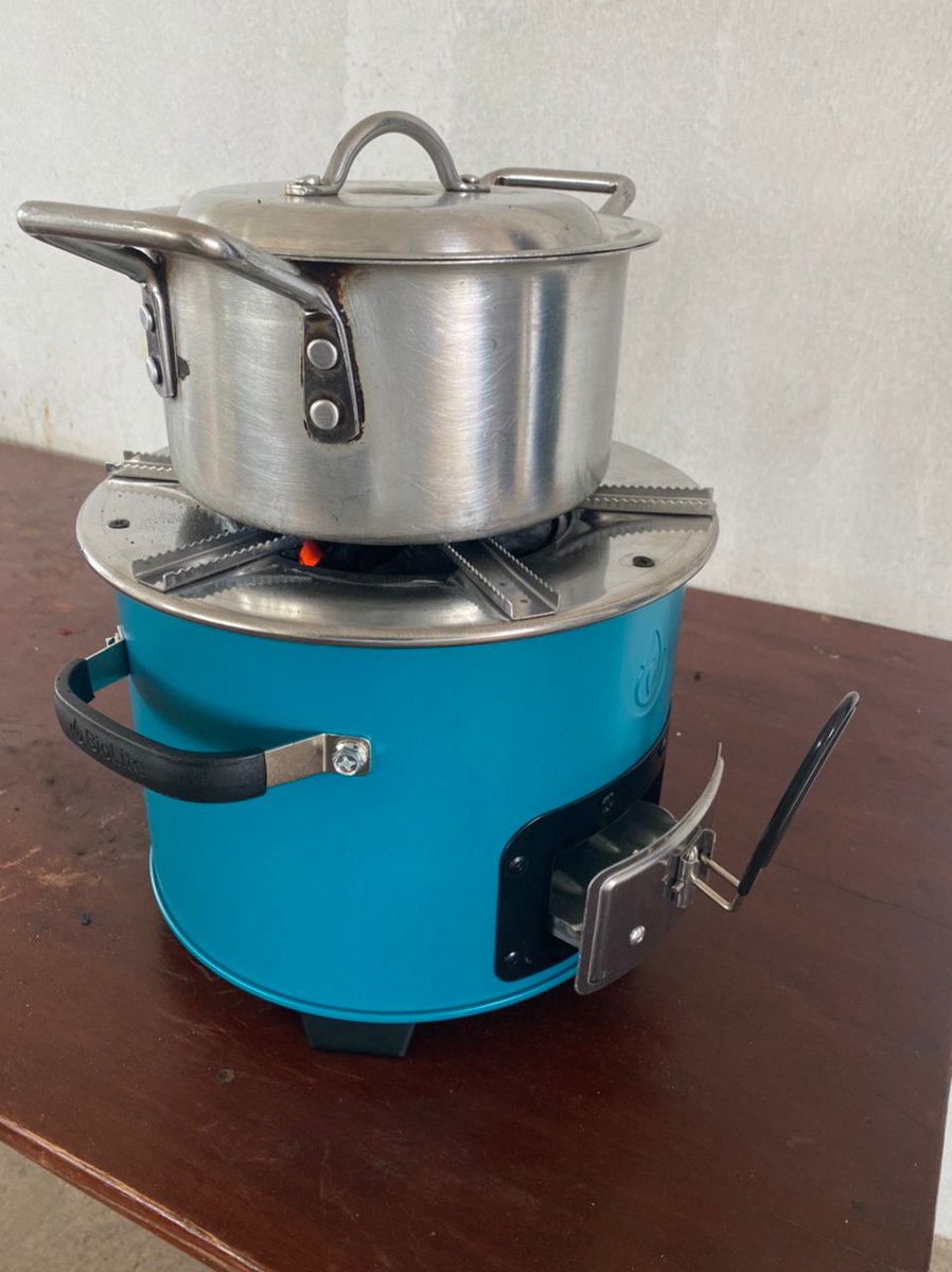 allen_namwase's tweet photo. Don't hesitate to cook with a clear conscience by using BioLite stove which saves 60% of stove energy.
This game - stove not only reduces fuel consumption but also minimizes environmental impact 🌿
For details contact us 0782757919/0779646129 https://t.co/IwdYkTIIlJ