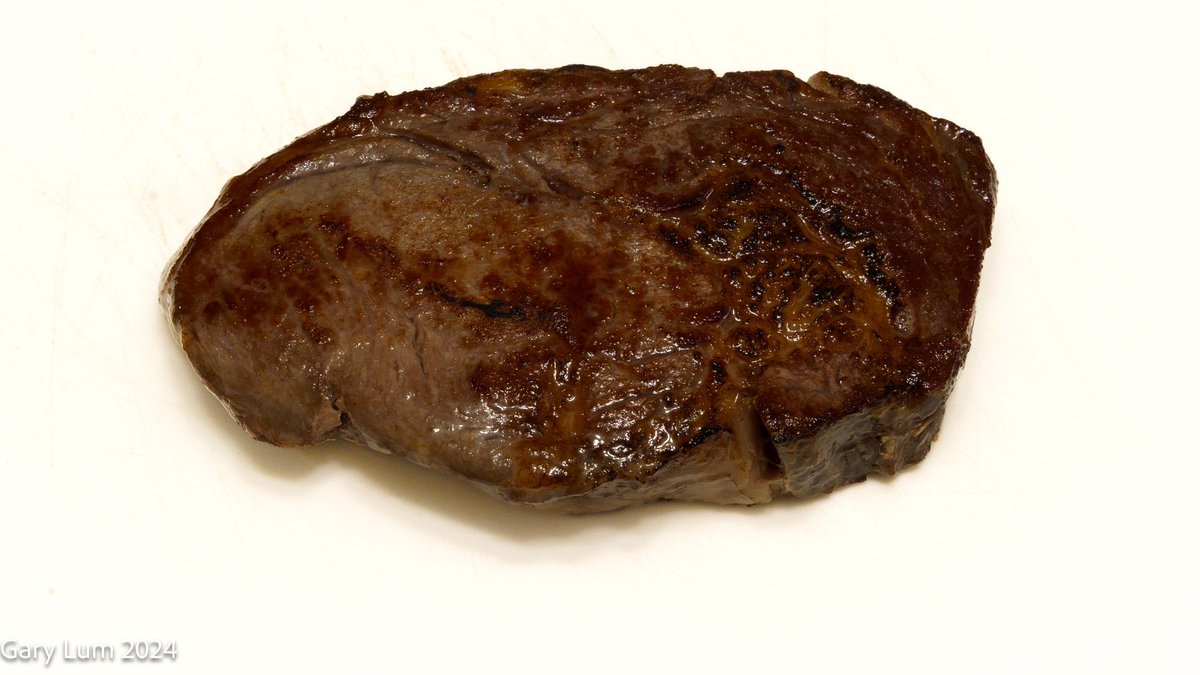 Yummy_Lummy's tweet image. Tonight, I ate a 4 cm thick scotch fillet steak that I cooked at 57 °C for 3 hours, seared in a frypan, sliced, and served with butter. #meat #meatisgood