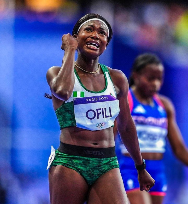 No one can stop your shine ✨ 
Favour Ofili is the first Nigerian🇳🇬🇳🇬 woman to qualify for the final of the 200m at the Olympics in 28yrs!!  😳

 The last time a Nigerian made the final of women's 200m (Atlanta 1996 when Mary Onyali won a Bronze medal), Ofili was not born yet 😳