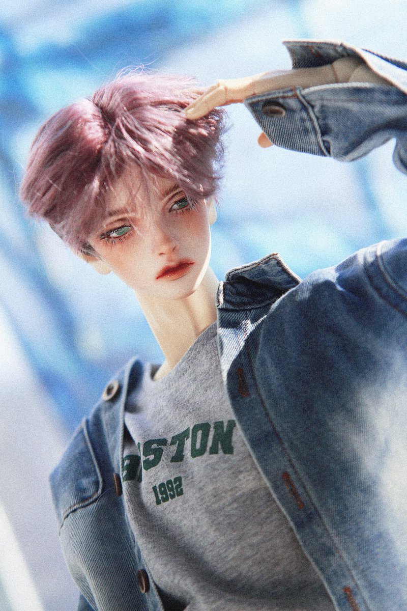 #스위치_카이엔_보여주세요
뒷북둥둥이지만..👀