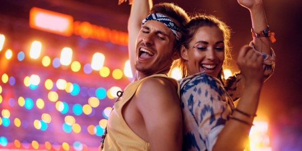 TestersWe's tweet photo. 🎉Bij RisQIT zijn we gek op technologie, maar voor een feestje zijn we ook altijd wel te porren. Wat als je die twee kunt combineren? Dat kan op het SpaceRockIT-festival. In deze blog legt Francis Welbie uit waarom je dit niet mag missen.👨🏻‍🎤
https://t.co/B8ZeUUlN0X https://t.co/zjtNP6tkDG