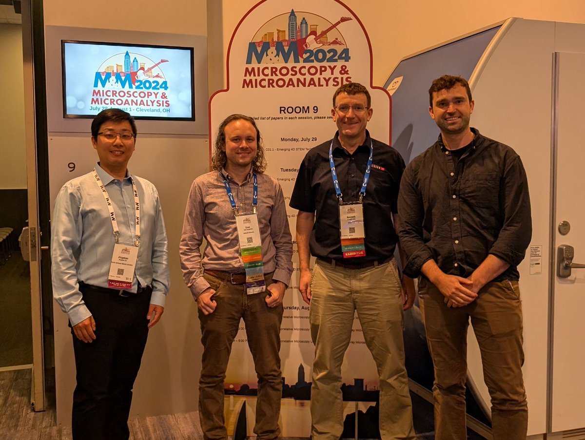 SiriusXT_Ltd's tweet photo. 🎉🔬𝐓𝐡𝐚𝐧�� 𝐲𝐨𝐮 𝐭𝐨 𝐭𝐡𝐞 𝐨𝐫𝐠𝐚𝐧𝐢𝐬𝐢𝐧𝐠 𝐜𝐨𝐦𝐦𝐢𝐭𝐭𝐞𝐞 𝐨𝐟 𝐭𝐡𝐞 𝐂05 𝐬𝐲𝐦𝐩𝐨𝐬𝐢𝐮𝐦 "𝐂𝐨𝐫𝐫𝐞𝐥𝐚𝐭𝐢𝐯𝐞 𝐌𝐢𝐜𝐫𝐨𝐬𝐜𝐨𝐩𝐲 𝐔𝐬𝐢𝐧𝐠 𝐋𝐢𝐠𝐡𝐭, 𝐄𝐥𝐞𝐜𝐭𝐫𝐨𝐧 𝐚𝐧𝐝 𝐒𝐨𝐟𝐭 𝐗-𝐫𝐚𝐲 𝐌𝐢𝐜𝐫𝐨𝐬𝐜𝐨𝐩𝐲 (𝐂𝐋𝐄𝐌)" 𝐚𝐭 𝐌&𝐌2024!🔬🎉

Thanks to Jingshan Du, Pacific Northwest National Laboratory, Evan Krystoflak, Vanderbilt University, Kenneth Fahy, SiriusXT and Tony Ferans, Francis Crick Institute, who all worked tirelessly to ensure the symposium went off without a hitch.

It was such a fantastic event and great to hear from so many other presenters and to meet so many of you there! 😃

⭐ Check out our website to learn more about Soft X-ray Microscopy ➡  https://t.co/Fi4nHSH2L6

#Conference #ThankYou #Cleveland #Ohio #Networking #Event #Research #Science #Microscopy #SXT #SiriusXT #MicroscopyandMicroanalysis #Imaging #2024