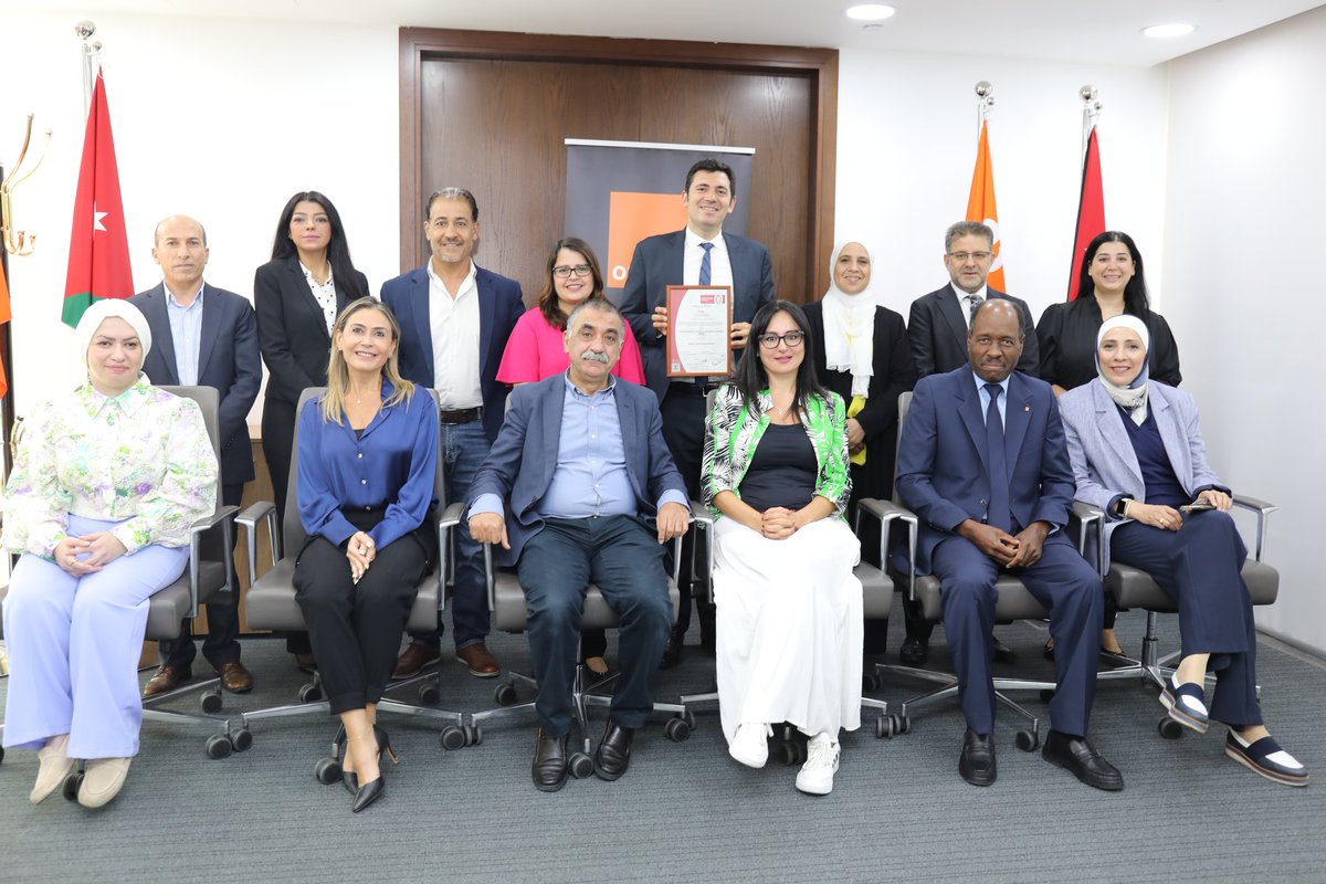 orangeJo's tweet photo. نفخر باستمرارنا في تطبيق شهادة المعيار الدولي الأوروبي للمساواة بين الجنسين GEEIS لخلق بيئة عمل تحتفي بالتنوع والمساواة بين الجنسين.
#دايماً_معاك
#HelloWomen #WomeninTech #HelloDiversity https://t.co/4qIccoDEFp