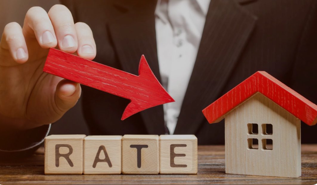 kyepunter's tweet photo. Last week the Bank of England reduced its base rate for the first time since 2020. When there is a reduction in the base rate, banks often follow suit &amp; reduce their interest rates on mortgage products.  You can ask your adviser to check if you are still on your bank’s best deal. https://t.co/YHXqb0yEdi