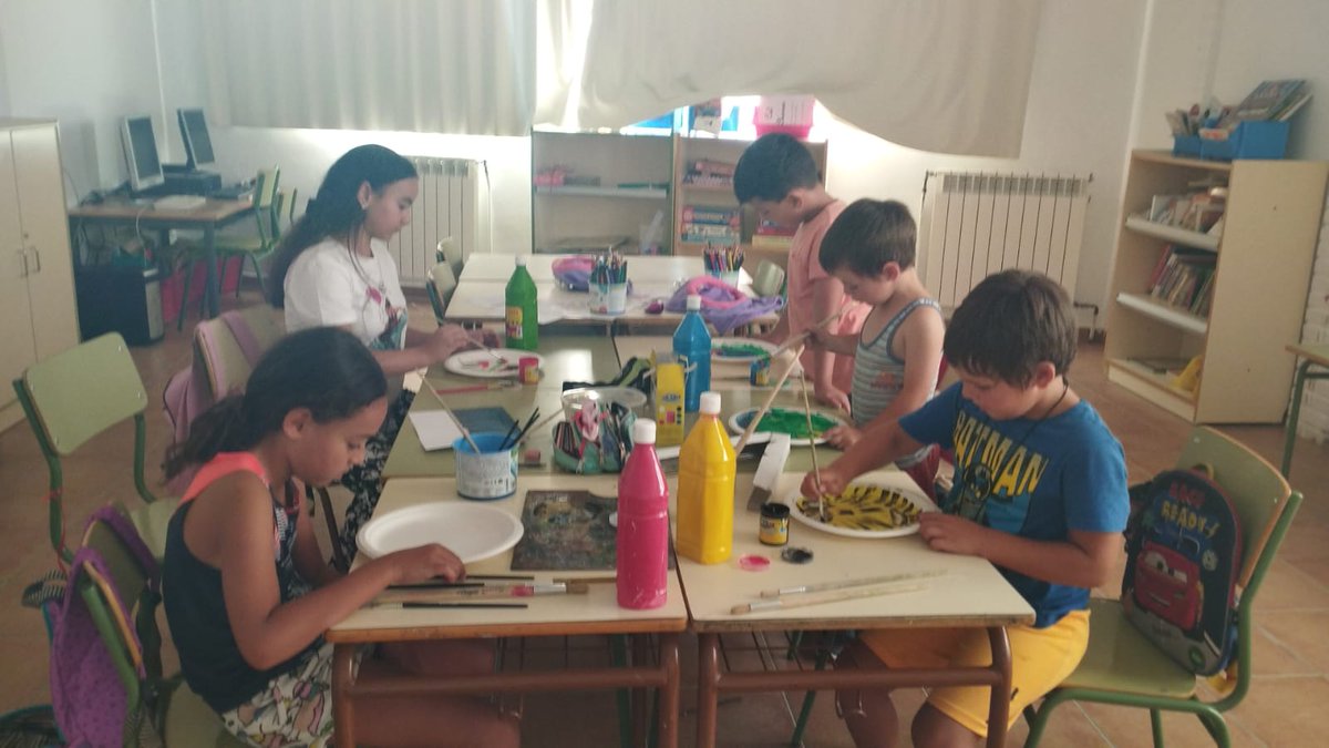 Com_Maestrazgo's tweet image. 🔝 La #ComarcadelMaestrazgo impulsa Aulas Canguro para facilitar la conciliación familiar

📍 El servicio se presta en agosto en #Cantavieja y #LaIglesueladelCid

▶️ facebook.com/ComarcaMaestra… 

@ACantavieja @IglesuelaCid