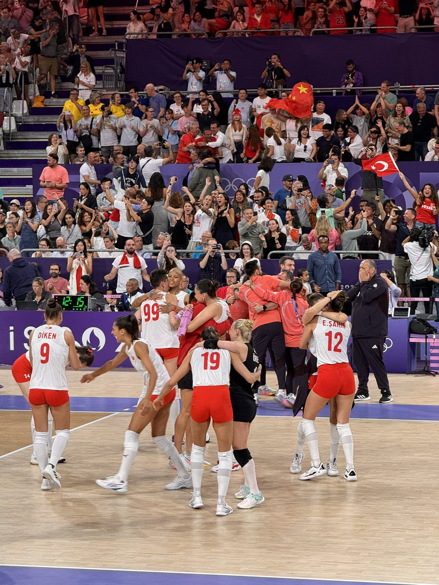 Volleyball World tweet media