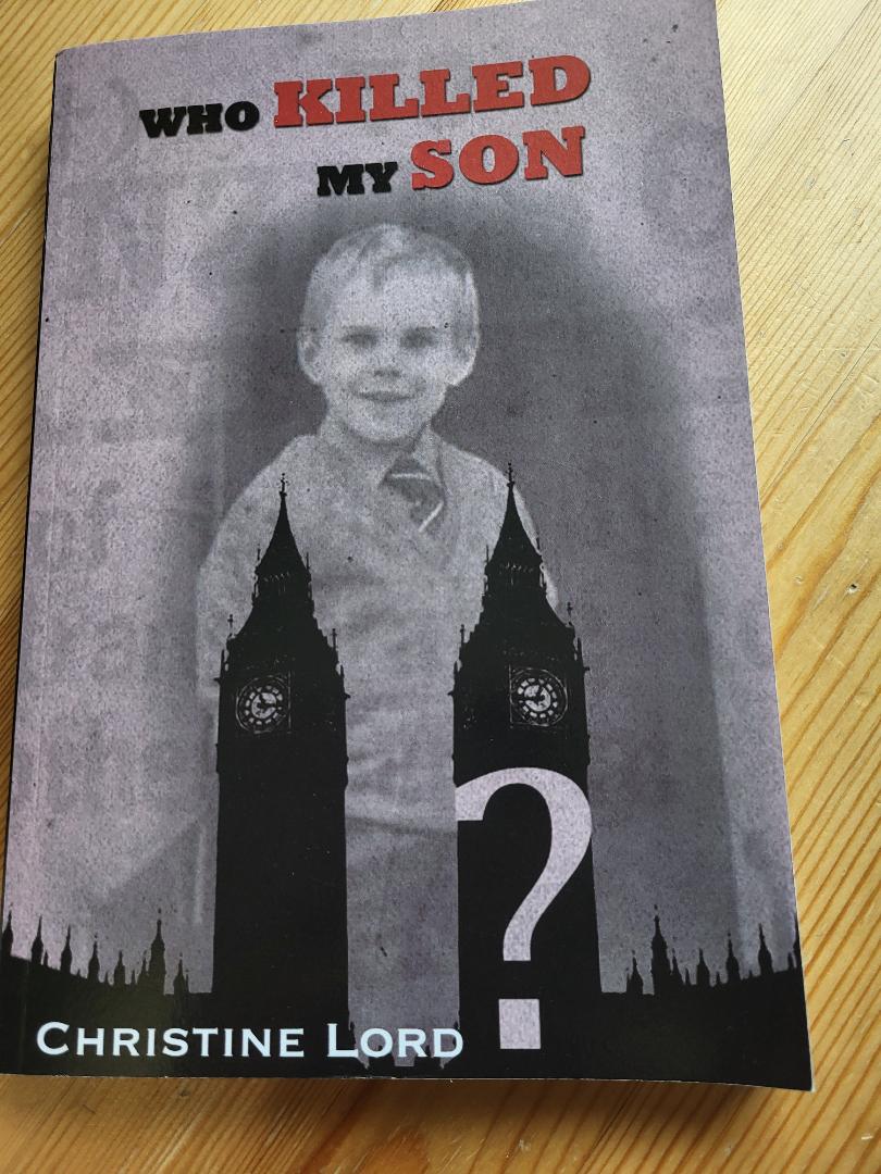 christinelord tweet media