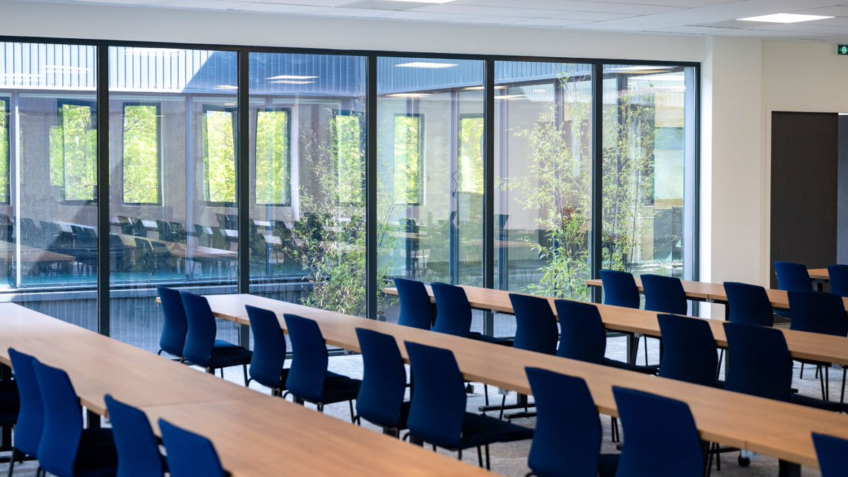 Retour en photos sur la livraison de l’extension du siège social de notre client #DeltaPlus à Apt 📍
🏗 1 500 m² d’agrandissement répartis en deux niveaux 

Merci à notre client pour sa confiance renouvelée 🤝

#construction  #MadeByGSE #ImmobilierEntreprise