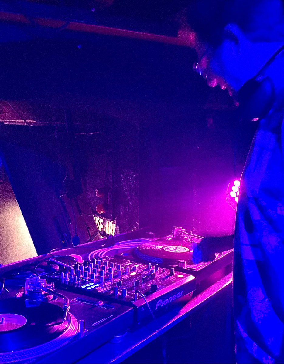 DJPatmandu's tweet photo. Great Night On Sunday Supporting @BadMannersTour In Bristol @FleeceBristol https://t.co/OYBi5bpK13