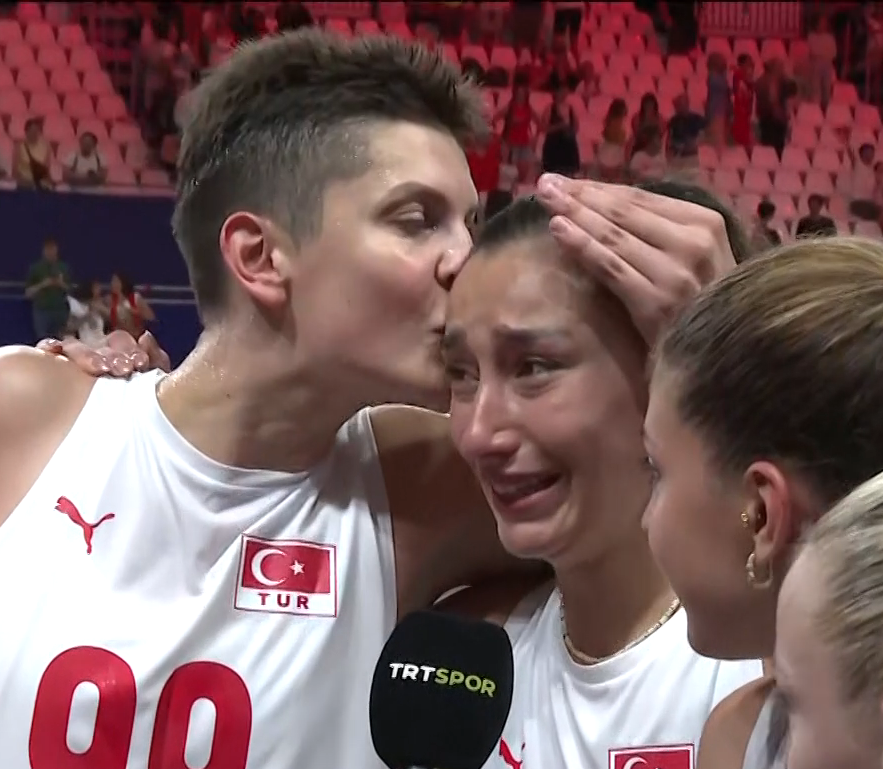 Temmzvolley tweet picture