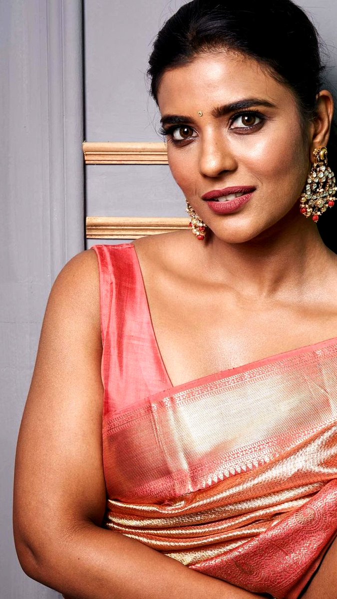 Deepika (@deepika69_) on Twitter photo 