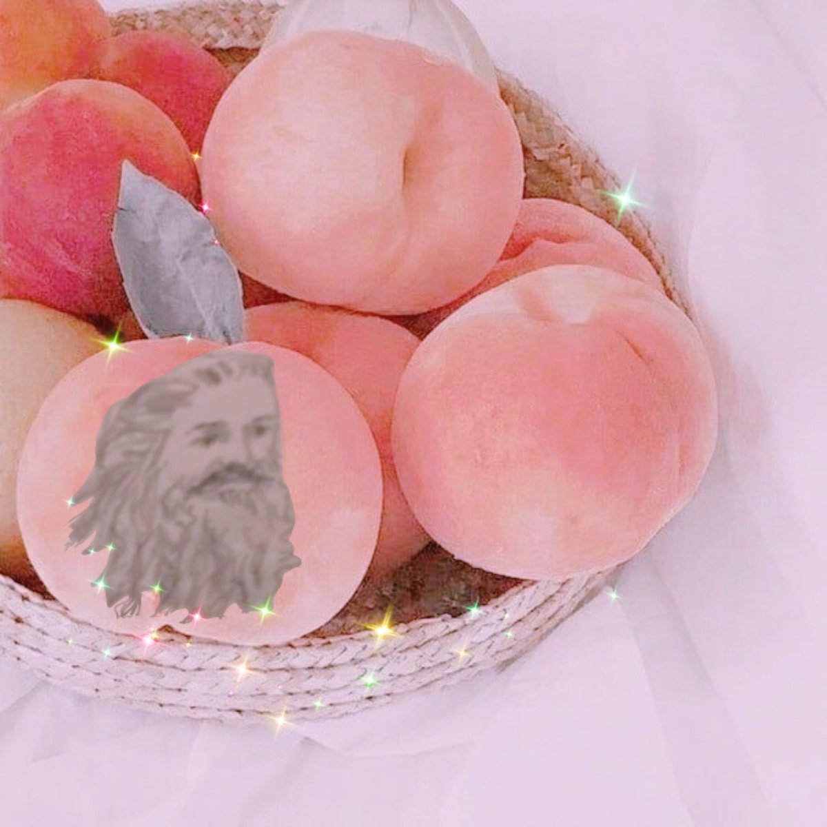 roxyrondell79's tweet photo. May I present to y’all Edward Peach:
#ourflagmeansdeath #ofmdedit #edwardpeach https://t.co/dG2cmNe6s1