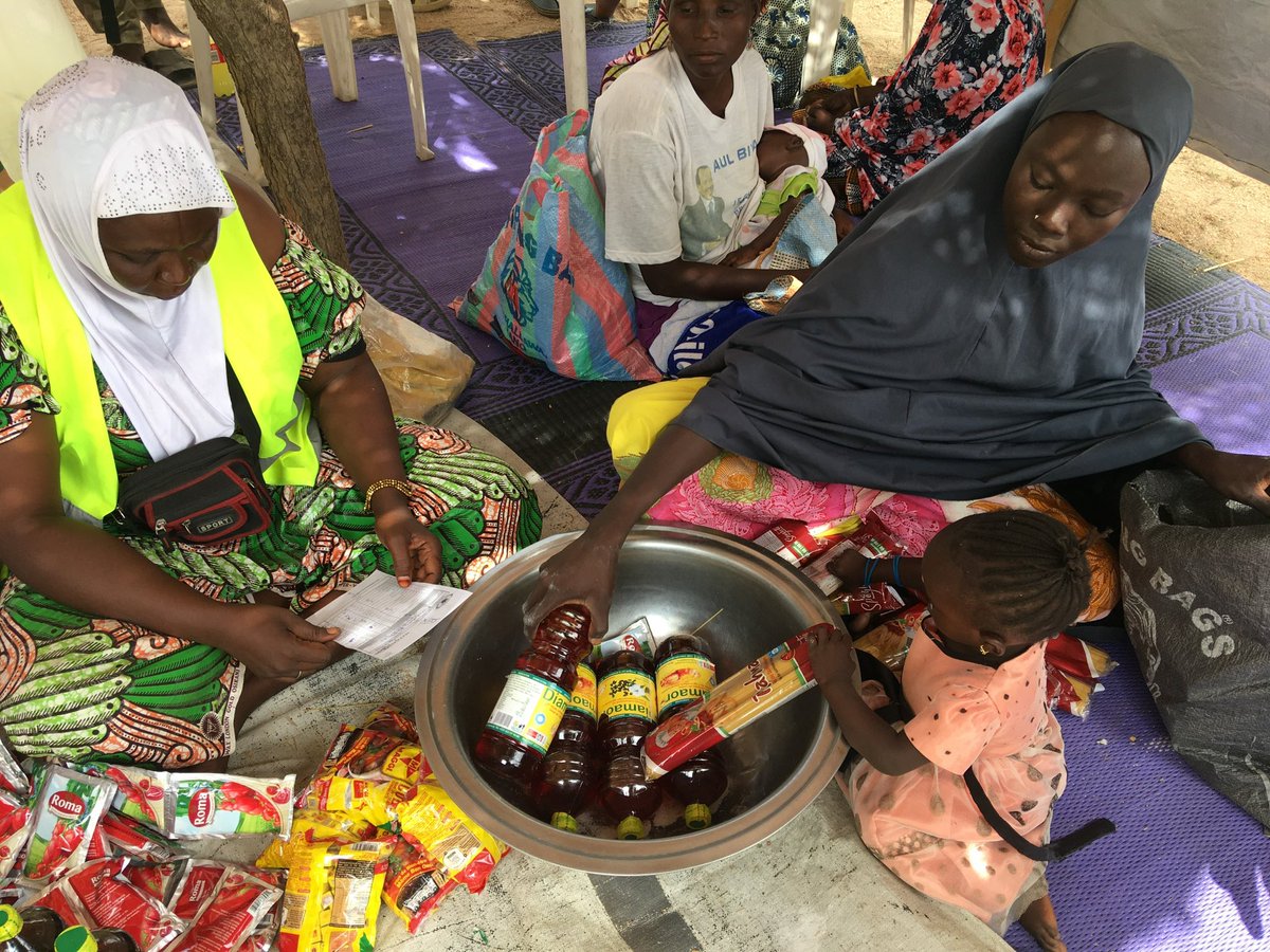 #Cameroon🇨🇲

Transformative cash transfers for families in need

Thanks to support from <a href="/USAIDSavesLives/">USAID's Bureau for Humanitarian Assistance</a> 7️⃣0️⃣,0️⃣0️⃣0️⃣ beneficiaries in Far North Region received transformative cash aid from May to June 2024. This aid empowers families to address their essential needs

#SavingLives