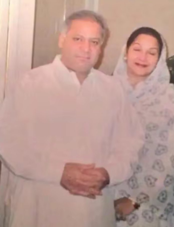 Resham Saleem🇵🇰🐅 tweet media