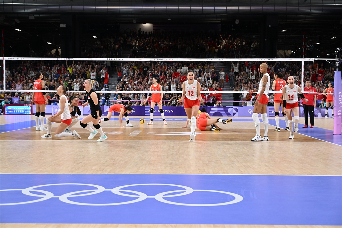 4141sport's tweet photo. İŞTE O AN!

O anda o plaseyi nasıl attın Elif Şahin! Bize bir anlatsana! https://t.co/Tz2KeQlAdK