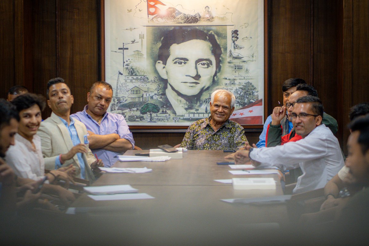 thapagk's tweet photo. नेपाली काँग्रेस पार्टीले पठन संस्कृतिको पुनः स्��ापना गर्ने प्रयास स्वरूप लाइब्रेरीको स्थापना गरेको छ। आज, प्राध्यापक कृष्ण खनालको पुस्तक 'बिपी कोइराला: चेतना, चिन्तन र राजनीति' मा नेपाली काँग्रेसका साथीहरूले गहन छलफल र बहस गरे। आगामी दिनहरूमा, पूर्वाधार निर्माण, शिक्षा, स्वास्थ्य लगायतका विभिन्न विषयहरूमा पनि यस्ता छलफलहरू आयोजना गरिनेछन्। यसले हाम्रो बहसलाई थप सूचित र सशक्त बनाउने विश्वास छ।