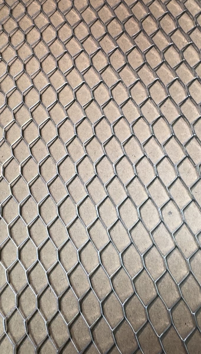 Senior Factory wholesale low price 27"x 97" 1.75bs diamond expanded metal lath for plastering construction and wall #metal  #yujun