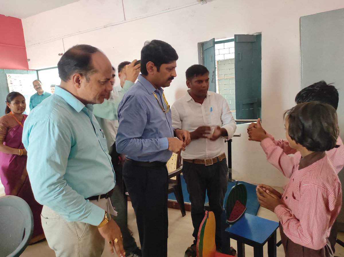 Sanjeev Sharma ,State AwardeeTeacher/SRG -Aligarh tweet media