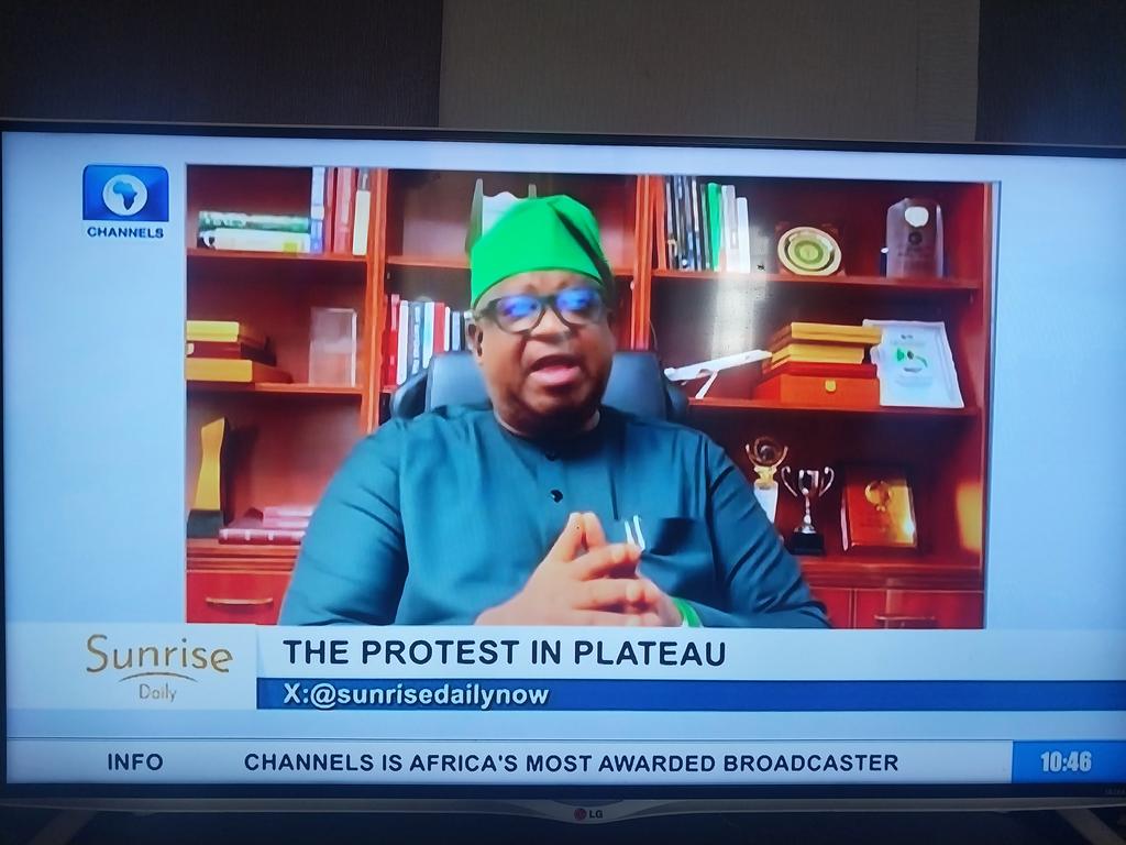 RealAngus247's tweet photo. Watching my Darling Governor of Plateau State @CalebMutfwang on @channelstv @sunrisedailynow with @chamberlainusoh and @KaylaMegwa is very informative and educative https://t.co/xbwyfrRfJI