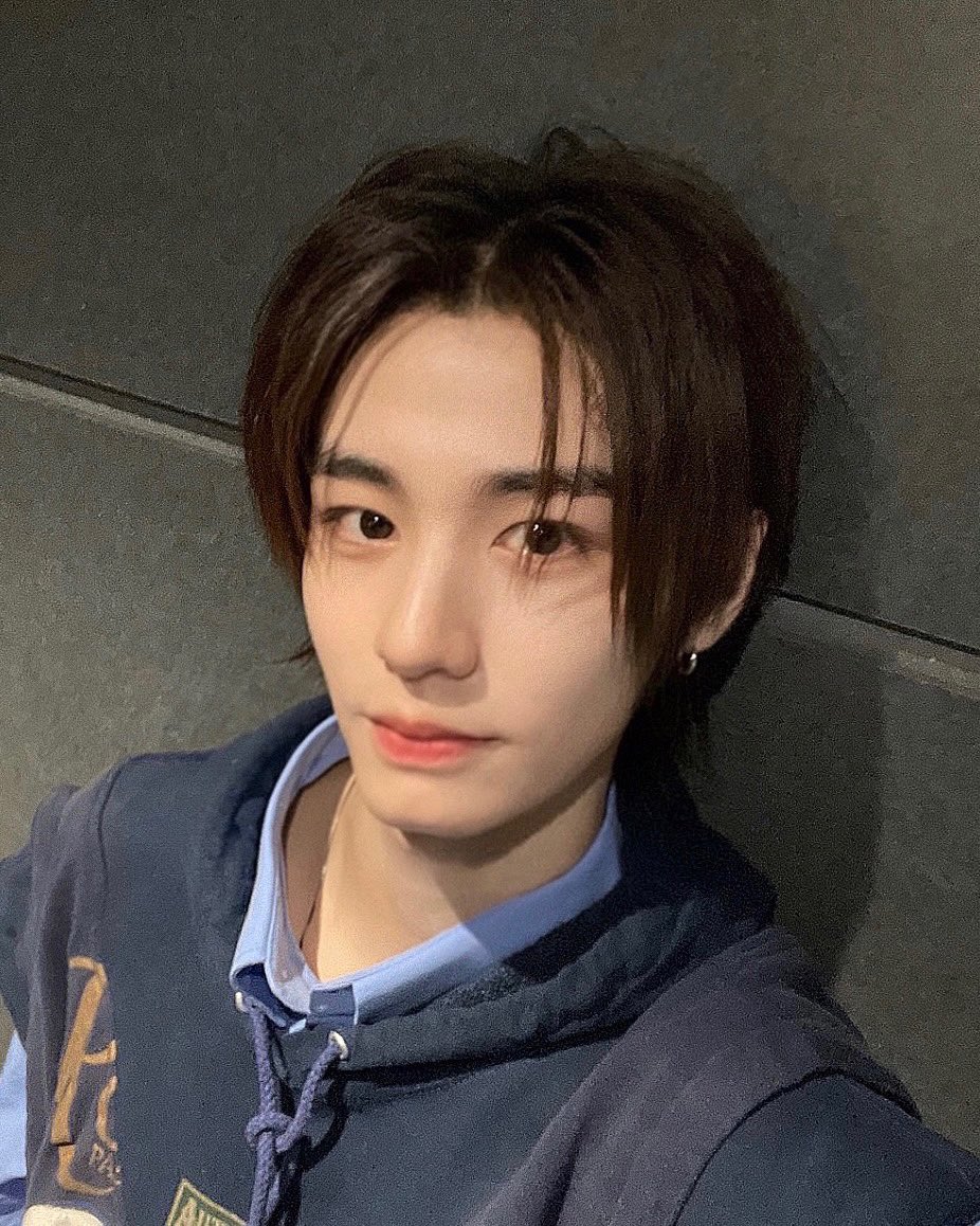 기미한보고싶어….