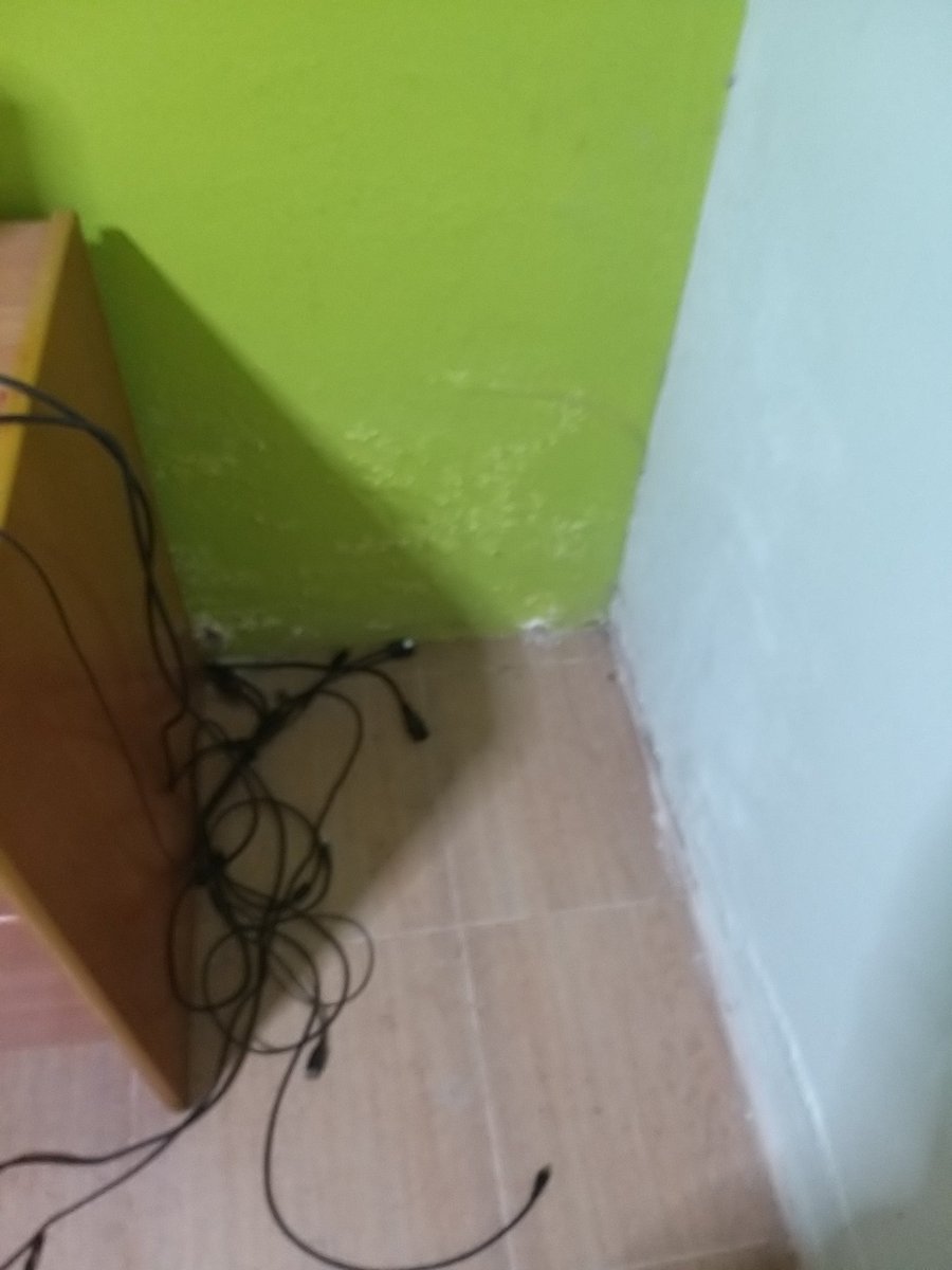 WhiteCatVRC's tweet photo. Now I have my computer repaired because of a problem voltage bug will be solved next month. https://t.co/Yb0AUpiSRB