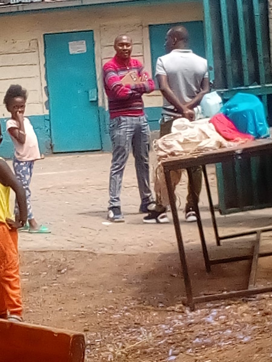 Tokea #NaneNaneMarch. Police have stopped Kasarani people's assembly why? The freedom of association and assembly at stake. 

Second photo: The infamous cops Baraza and Blaky are seen in Mlango Kubwa, comrades have been invited by the OCS for a "talk".