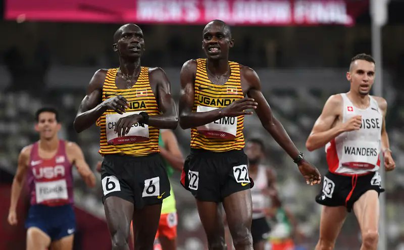DisanPro's tweet image. Uganda's @joshuacheptege1 and @jacobkiplimo2 have withdrawn from @Olympics 5000m having failed to recover from fatigue and pain in hands &amp;amp; Leg muscles after 10,000m. Uganda remain with only Oscar Chelimo in the race. @NCSUganda1