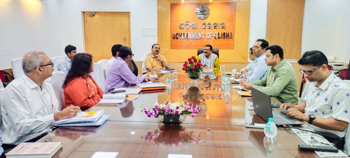 Revenue & DM Department, Government of Odisha (@rdmodisha) on Twitter photo Hon'ble Minister, R&DM <a href="/sureshkpujari/">Suresh Pujari</a> along with ACS, R&DM reviewed the registration services & formed a technical committee to suggest ways & means for delivery of hassle free services & more transparency. <a href="/CMO_Odisha/">CMO Odisha</a> <a href="/SecyChief/">ChiefSecyOdisha</a> <a href="/IPR_Odisha/">I & PR Department, Odisha</a> <a href="/satyabrata1967/">Satyabrata Sahu</a> Hon'ble Minister, R&DM <a href="/sureshkpujari/">Suresh Pujari</a> along with ACS, R&DM reviewed the registration services & formed a technical committee to suggest ways & means for delivery of hassle free services & more transparency. <a href="/CMO_Odisha/">CMO Odisha</a> <a href="/SecyChief/">ChiefSecyOdisha</a> <a href="/IPR_Odisha/">I & PR Department, Odisha</a> <a href="/satyabrata1967/">Satyabrata Sahu</a>