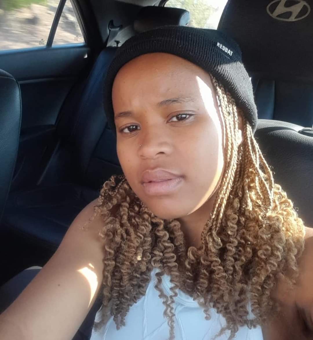 ZANewsFlash's tweet photo. Missing Teenager: Umlazi - KZN

Public assistance is required to locate 19 year old Amile Khambule (pictured). 

Khambule is a resident of Adams Mission in Umlazi - KZN. On Saturday, she attended a party at an unconfirmed location in KwaMashu - KZN. Her grandmother attempted making telephonic contact with the teenager on Sunday, but her cellphone was answered by a male who stated that Khambule left her cellphone with him for safekeeping. He denied having knowledge of her location. 

Please share this post and if anyone has information regarding Khambule, kindly contact Reaction Unit South Africa (RUSA) on 086 1234 333 - Reaction Unit South Africa
