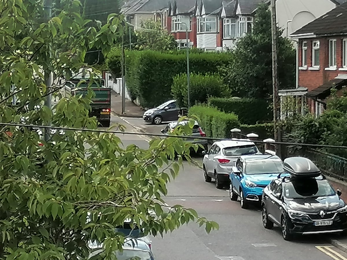 Any chance of a site visit <a href="/gerardmcd93/">Gerard McDonald</a> ? Call out any weekday between 6am and 3pm ish and you'll see what <a href="/OrpenPark/">Orpen Park Residents</a> residents have to put up with. Just one of the lorries up and down the road aleady this AM.