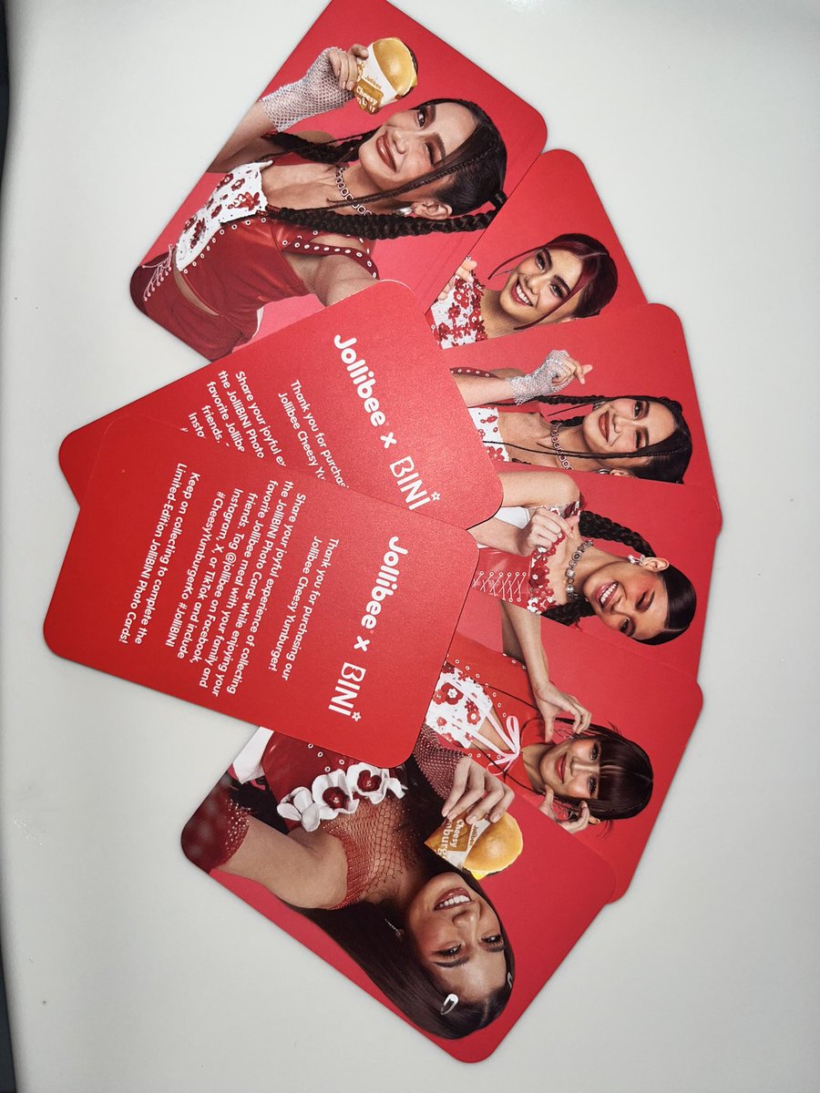 chloevvvvv_'s tweet photo. what do you get after fights? 

everything I want! HAHAHAHA  🩷🤣 https://t.co/qjCXSZDTcT