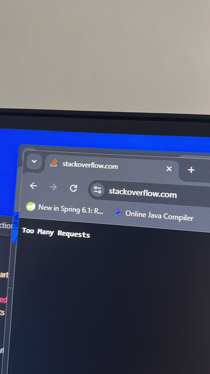 itsdiwaker's tweet photo. Is this only me or others are also seeing this on @StackOverflow? It’s both on my WiFi and on my mobile. https://t.co/kwUPWYCH9G