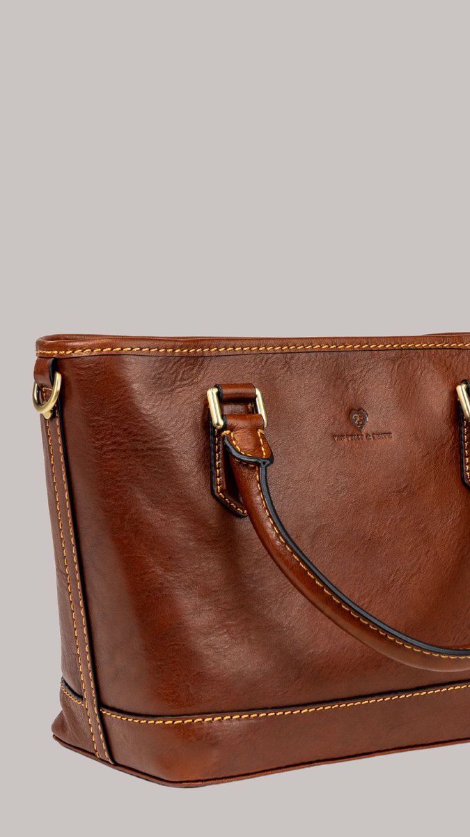 Handbag strikes again! 🎳✨ Meet Ella, the leather bowling bag that's knocking down pins and turning heads. Ready to join the style league? #EllaBag #VanVelzeAndSmith #StrikingStyle #FashionFun #BagGoals