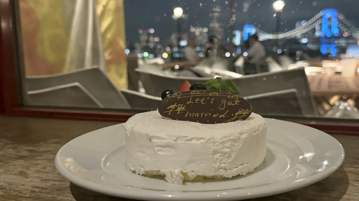 nqlsan's tweet photo. プロポーズ成功しました💍 https://t.co/hkFaDPaLSf