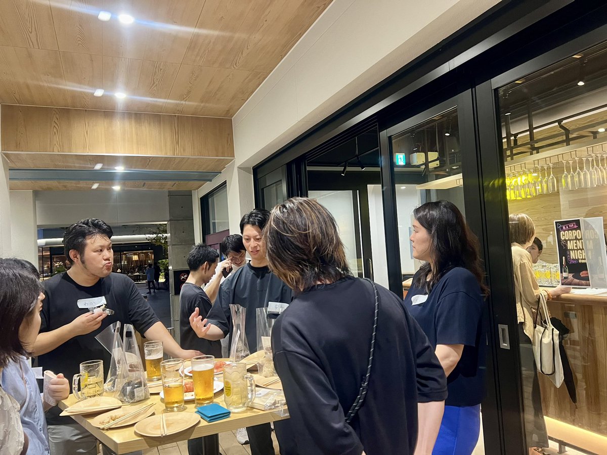 Tsubaki_quando's tweet photo. 明太子を食べながら真剣トークがコーポレートならでは笑
#awabar #マキトリ #MENTIE https://t.co/Nu1bVJe5mA