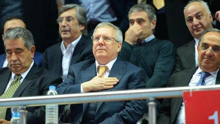 mozes1907_'s tweet photo. Bügün türkiyede amatör branşlarda alınan zaferlerin en büyük kahramanı Sayin Aziz Yildirimdir !! #azizYildirim https://t.co/d3ZsrXZPOe