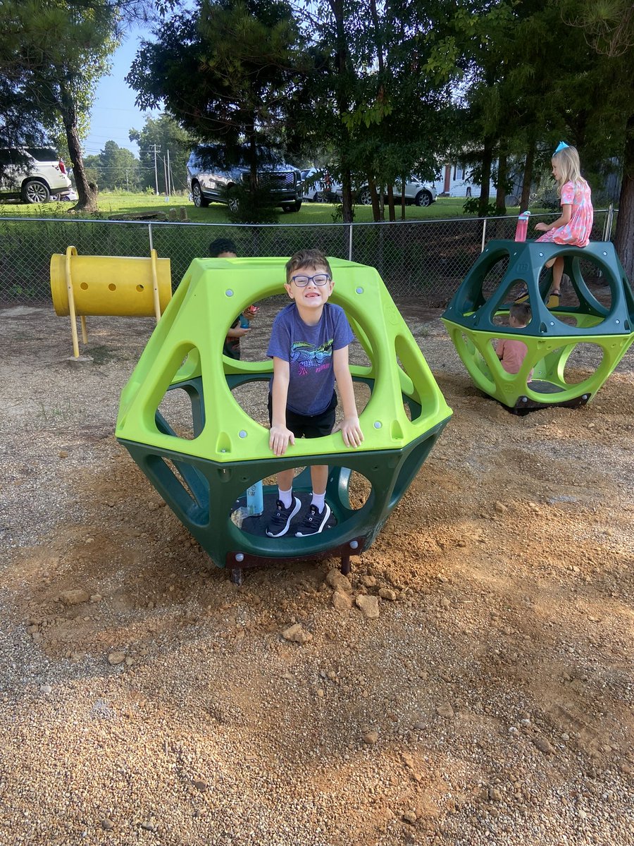 East Webster Elementary tweet media
