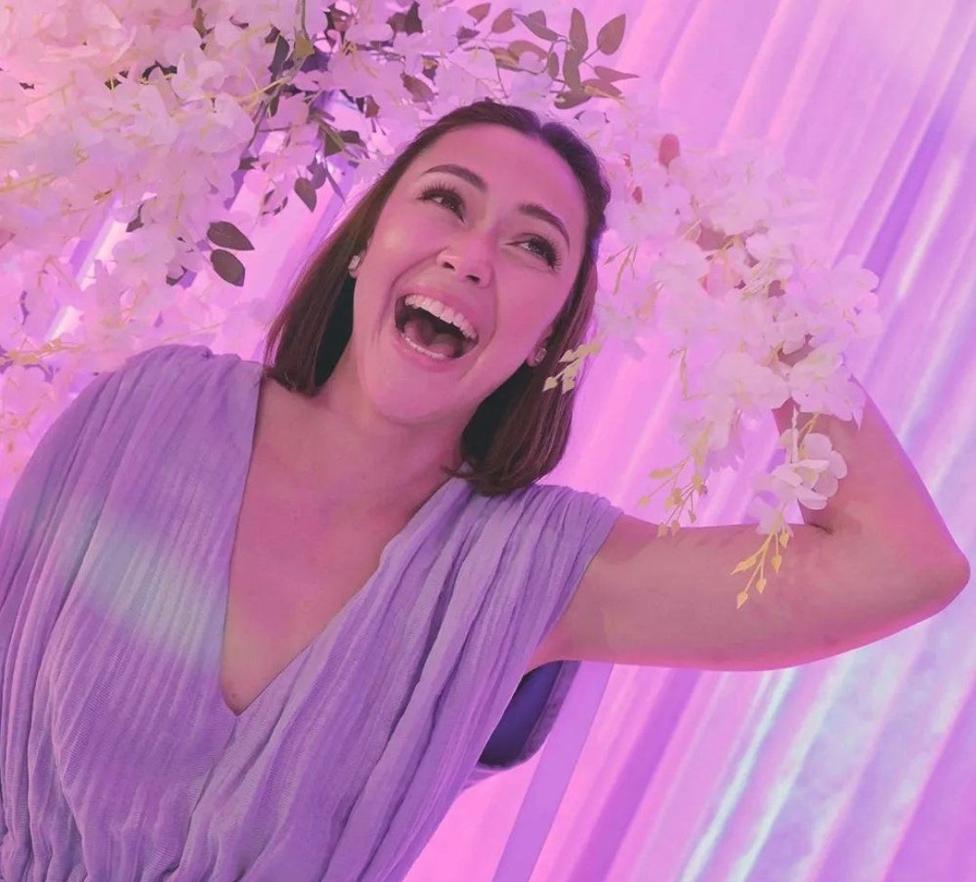 jodinaticsofcl's tweet photo. Lavender looks good on you! Congratulations, Jodi! 💜

We can’t wait to meet Lavender Fields, soon!

We LAV you! 🤍 

#JodiStaMaria #LavenderFields

📷 @JodiStaMaria IG https://t.co/tkNvOtUI4a