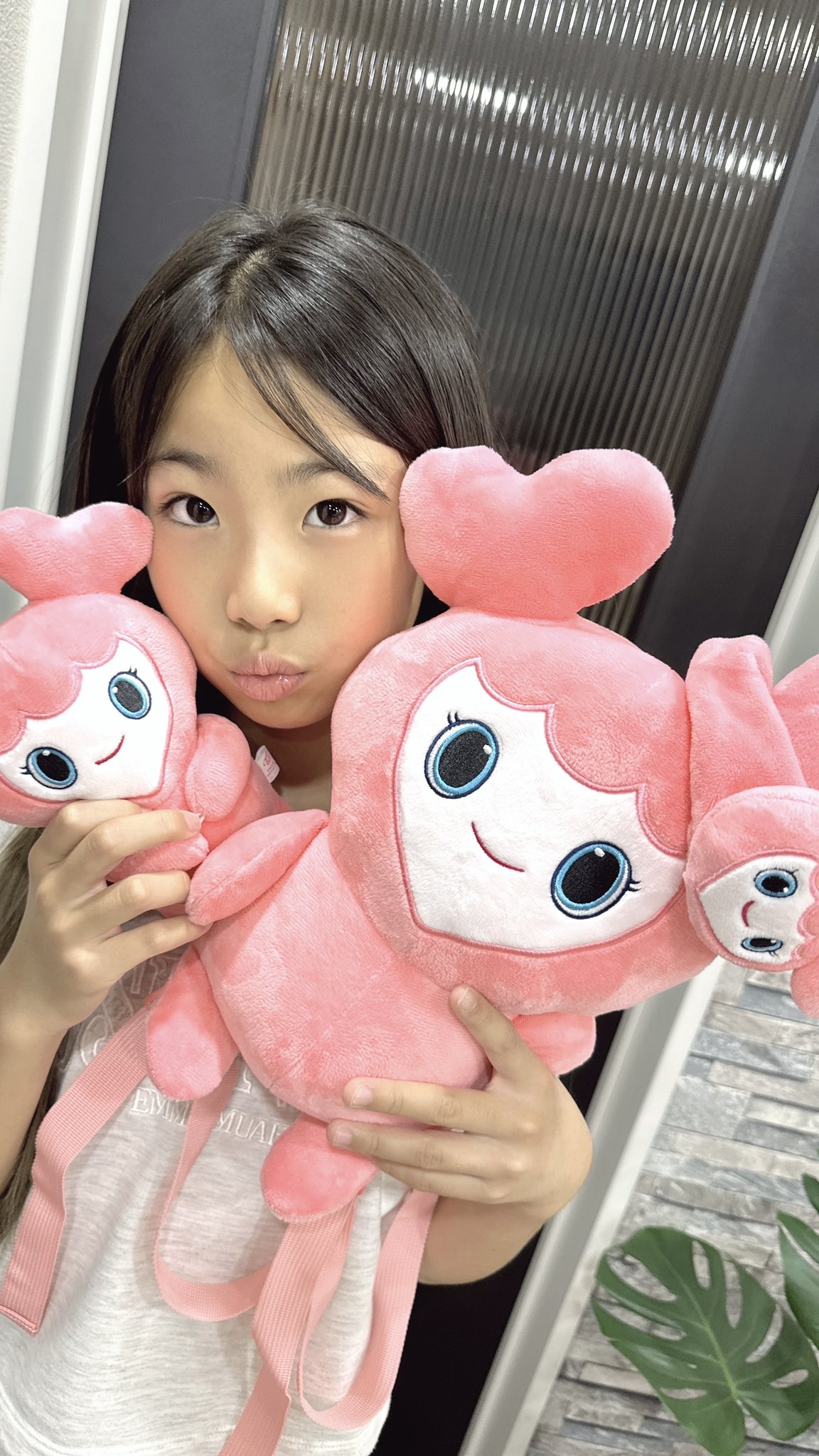 TWICE×GiGOコラボ　モモ twice モモ もも GIGO クレーンゲーム - メルカリ