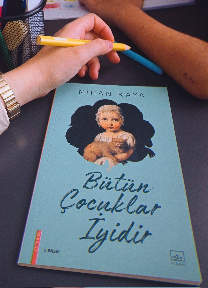 1•|Bütün Çocuklar İyidir
"Ben çocuğum. Kendimle ilgili bildiklerim, bilmediklerimden fazla... İçimdeki çocuğu dinlemeyi öğrenirsem, içimdeki çocuk konuşabilir... İçimdeki çocuk konuşursa, kendimle ilgili bilmediğim şeyleri öğrenebilir, kesfedebilirim."

#KitapÖneri #kitap #takip