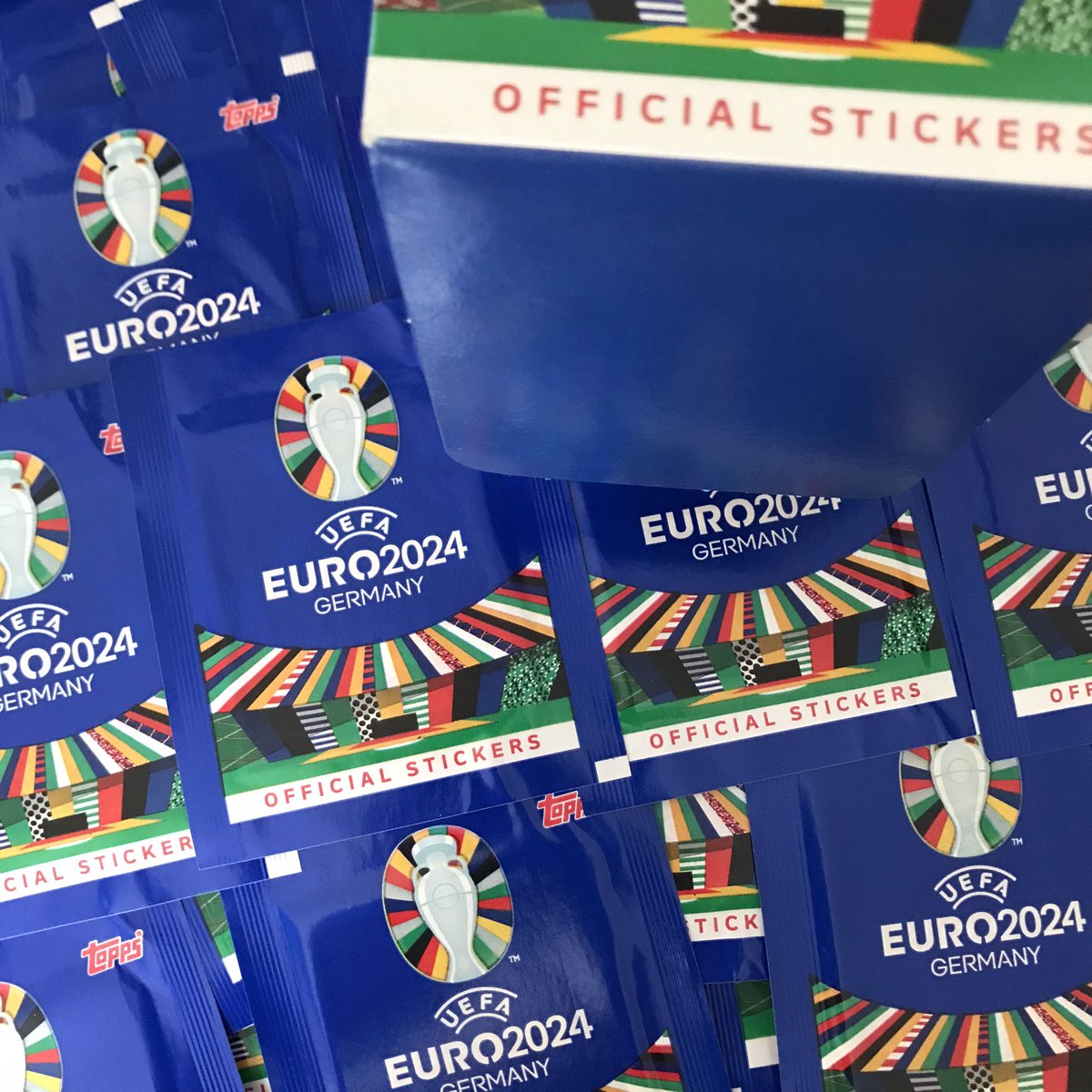 Panini & Topps Swaps tweet media