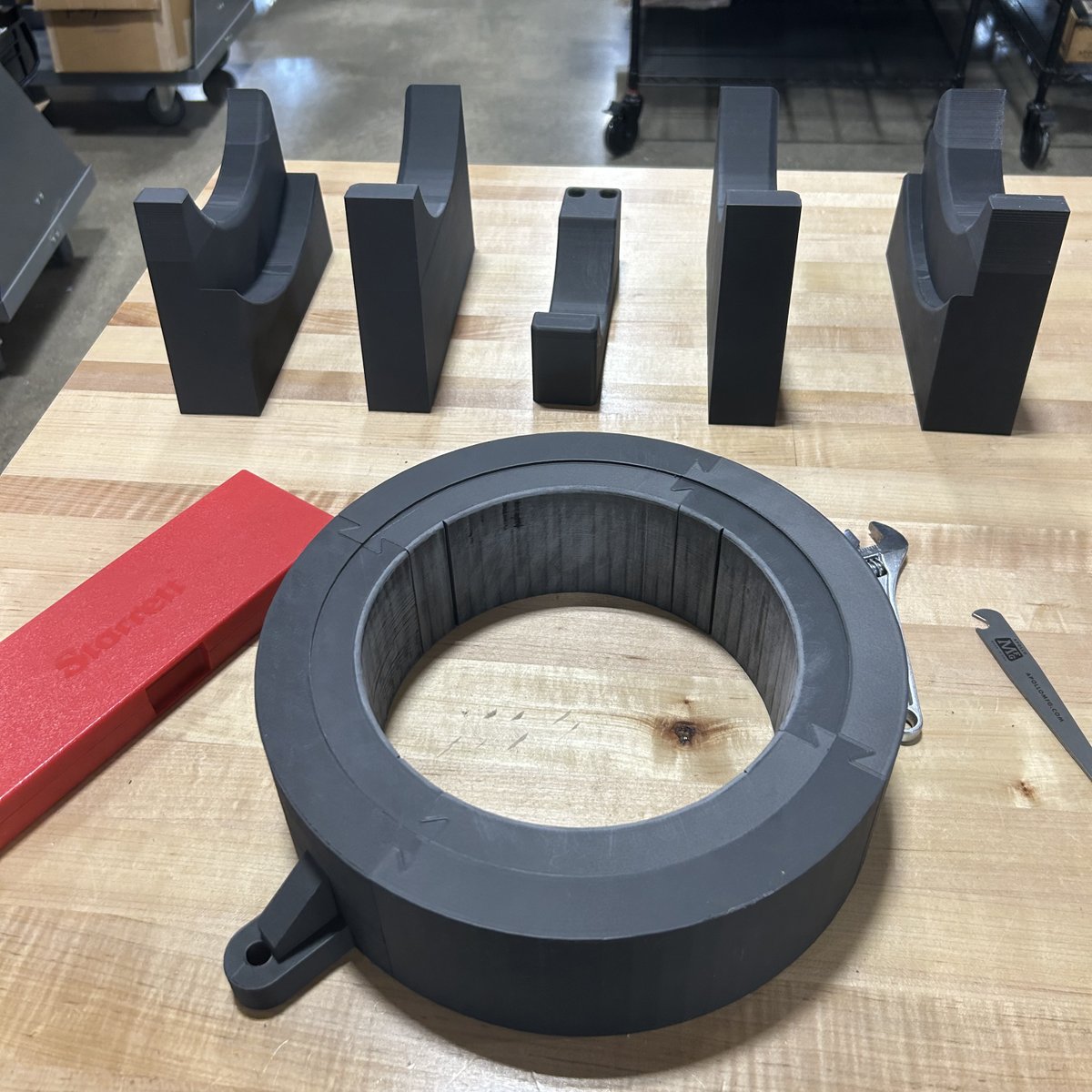 AVID_Labs's tweet photo. An obnoxious 3D printed tooling jig our team is working on with sister company @apollo_mfg!

#AvidLabs #3DPrinting #ToolingJig #Manufacturing https://t.co/jk12tmolJV