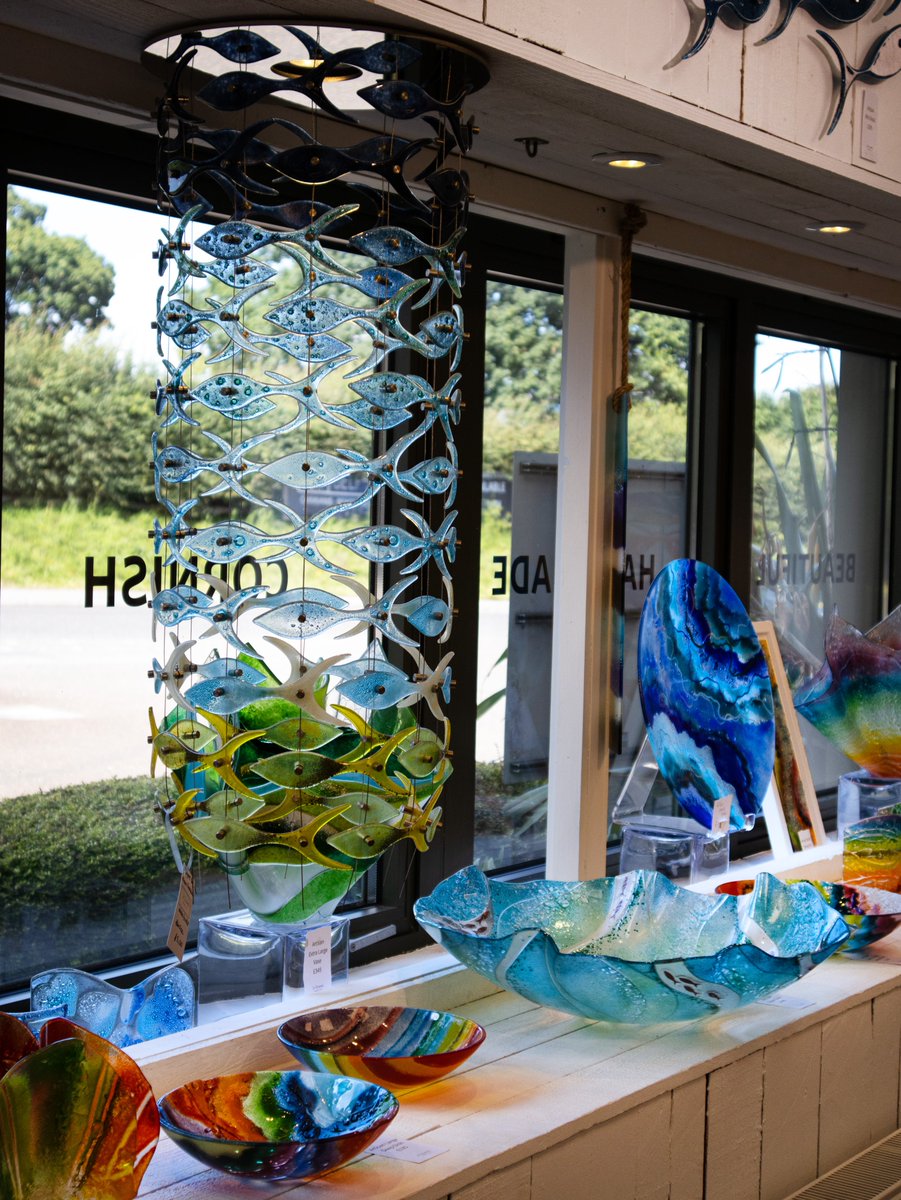 #wednesday "Art in Nature is rhythmic and has a horror of constraint." - Robert Delaunay

The sunshine lighting up the window in our Launceston Gallery this afternoon! Come and visit us here in Launceston and shop some gorgeous new Artisan pieces...