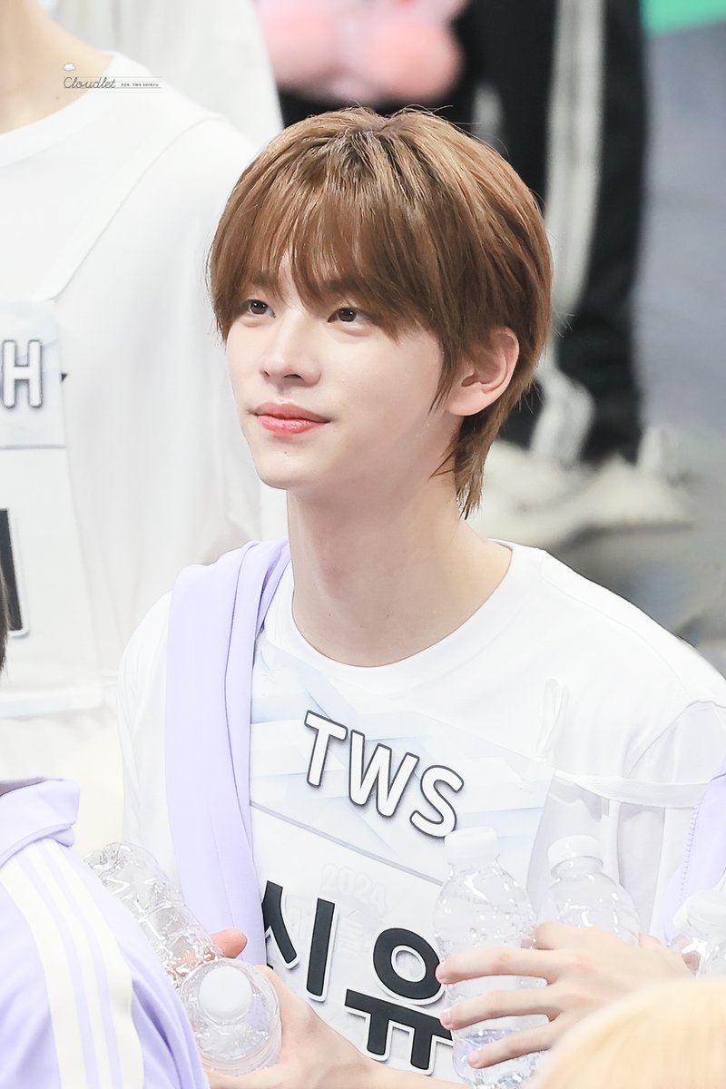 cloudlet247's tweet photo. [HQ] 240805 
#TWS #투어스 #SHINYU #신유 #신정환 https://t.co/5KKqWQzxJb