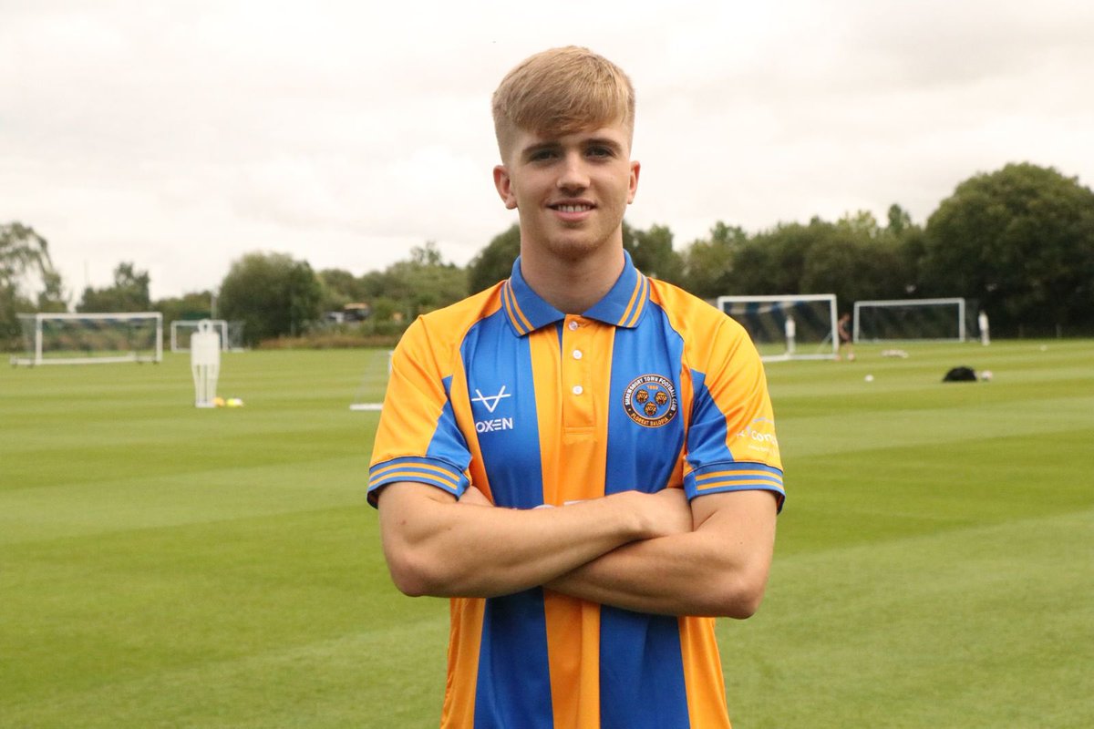 joshuafeeney6's tweet photo. Buzzing to have joined @shrewsburytown on loan for the season 💪💪 https://t.co/imaDesaSSc